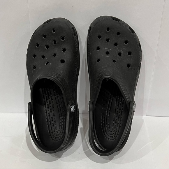 Crocs Black Men’s size 8 or Women’s size 10 - Picture 3 of 8